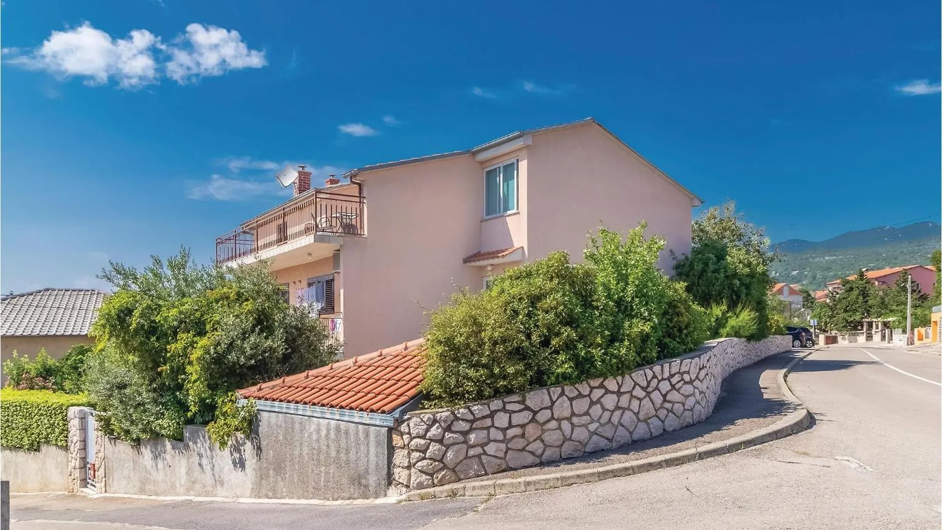 Stunning Apartment In Novi Vinodolski With Wifi
